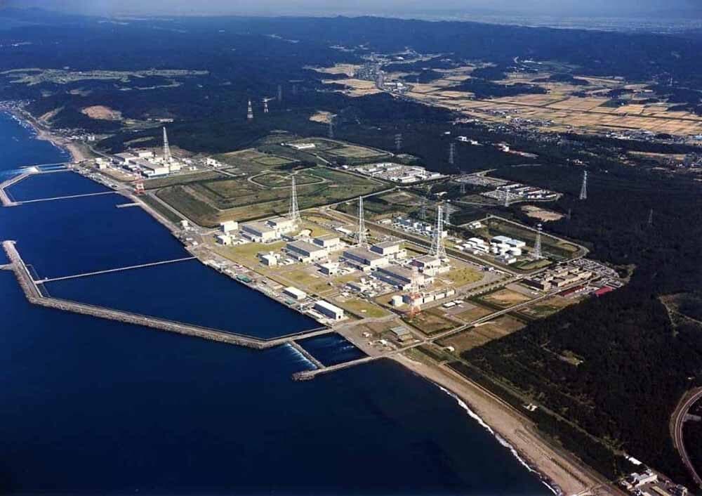 柏崎刈羽原子力発電所の構内施設全景(空撮)